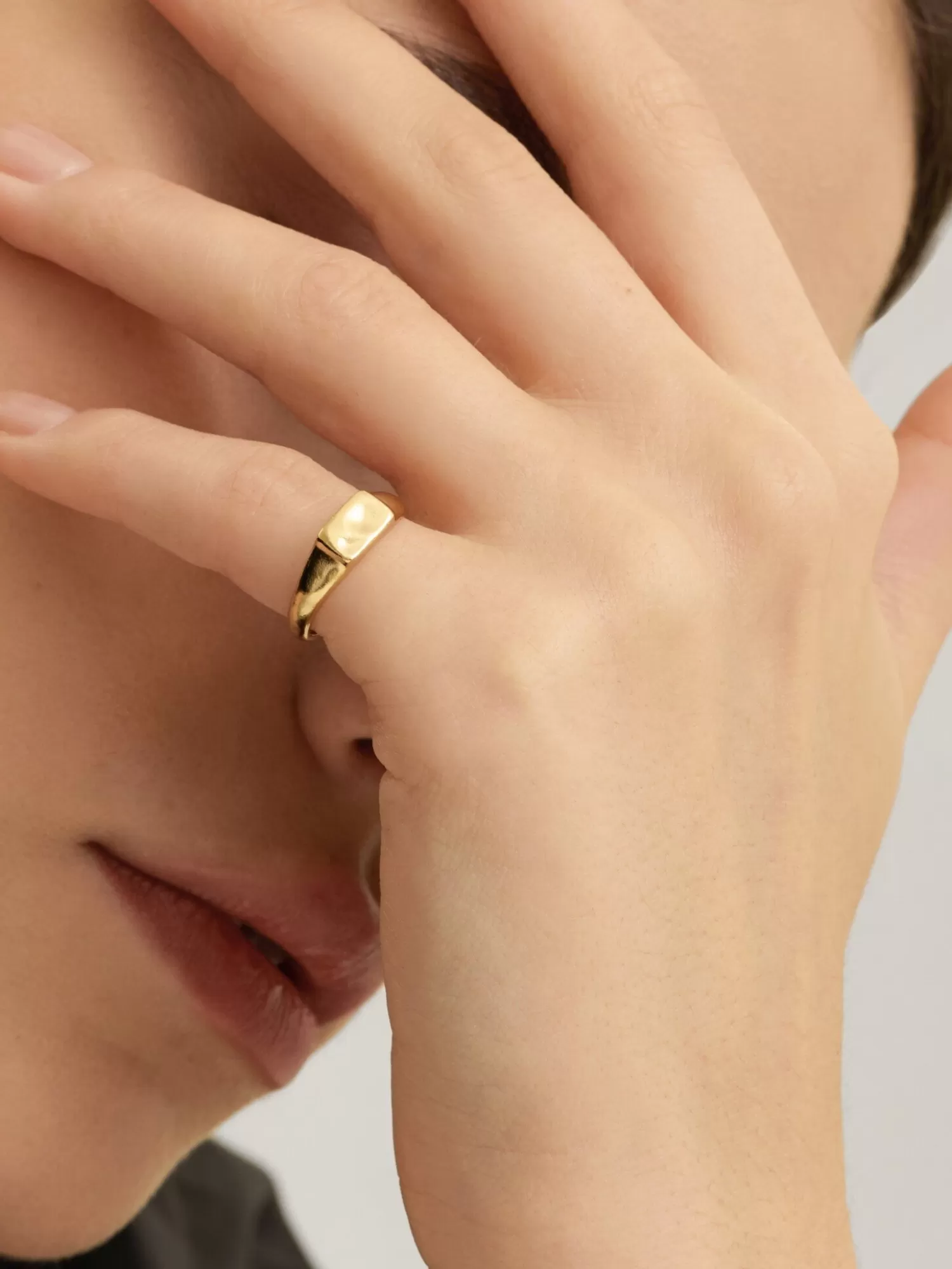 Les Soeurs Bague Pinky Ginette Rectangle Gold Sale