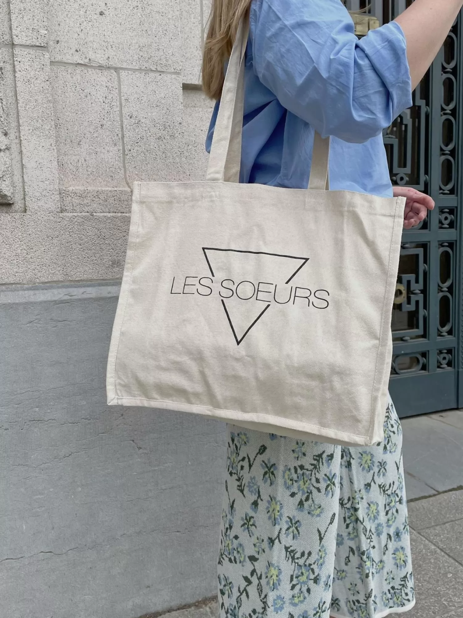 Les Soeurs Tote Bag Best