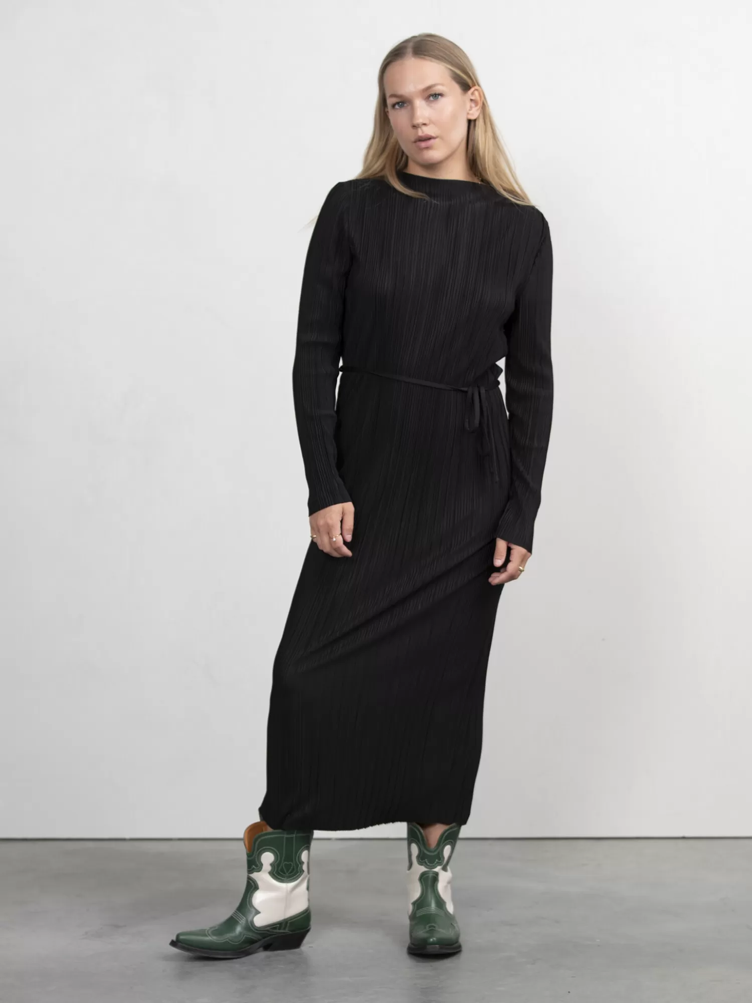 Edited Maxi Robe Mika Black Outlet