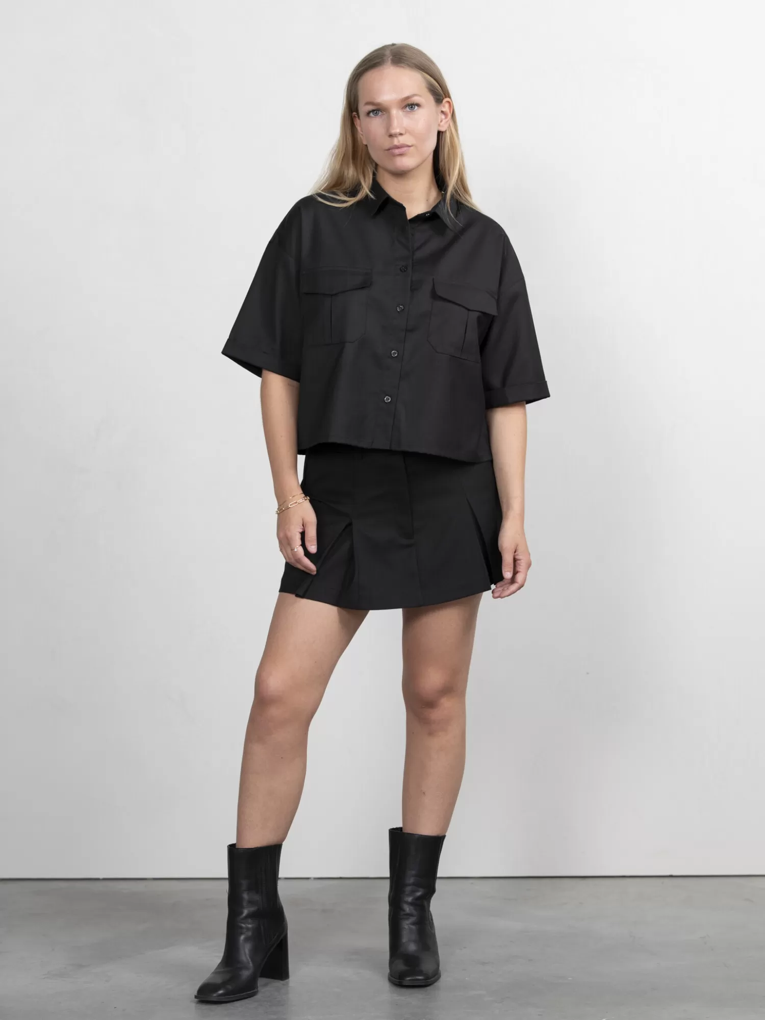 Les Soeurs Shirt Angela Black Sale